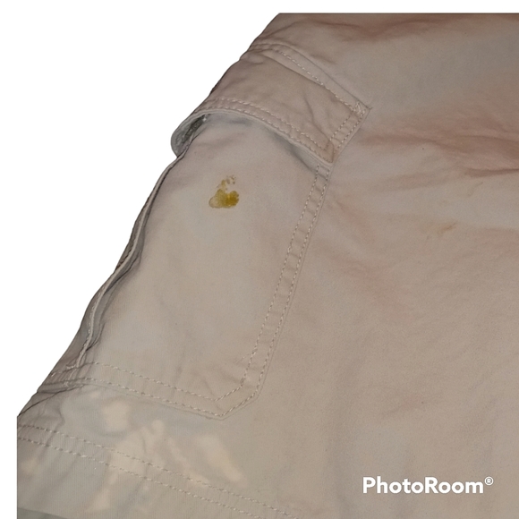 🐊10 for $10🐊Mens IZOD Saltwater Khaki Cargo Shorts Size 33 *Stains* - Picture 3 of 4